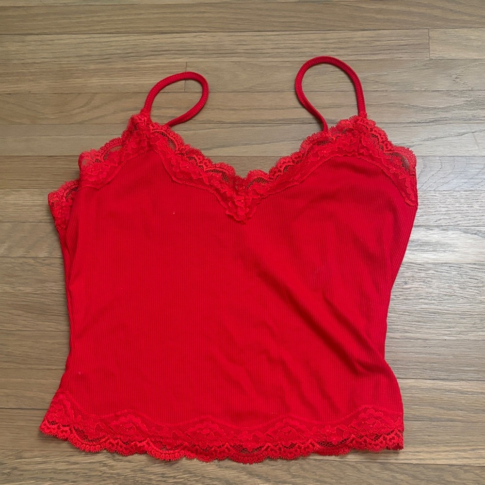 SHEIN Scarlet Lace-Trim Camisole